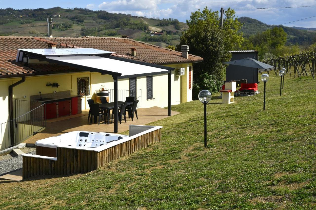 Casavacanzedezza Montecalvo Versiggia Exterior photo